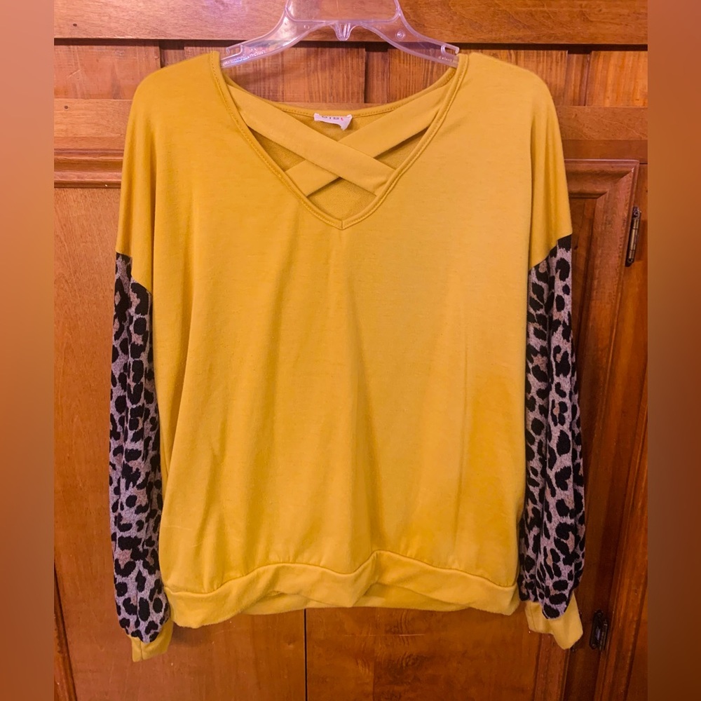 Medium BiBi Long Sleeve Blouse
